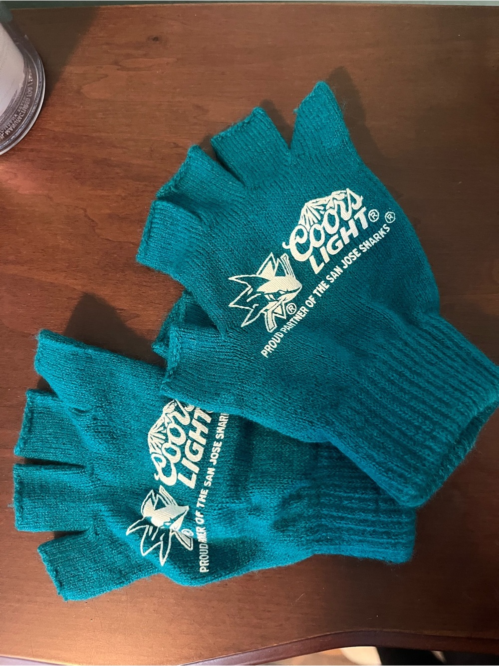 SJ Sharks Teal Fingerless Knit Gloves - Men's Casual Winter Accessory